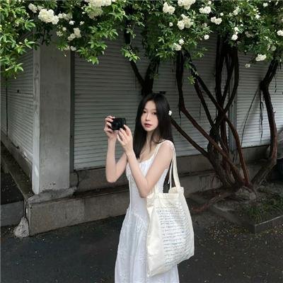 野草闲花海报